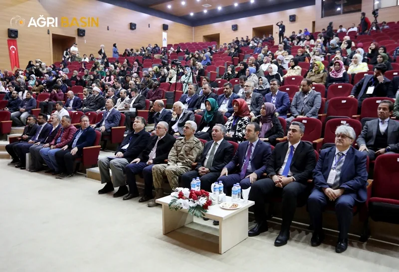 AİÇÜ’de 6. Uluslararası Ahmed-i Hani Sempozyumu Başladı