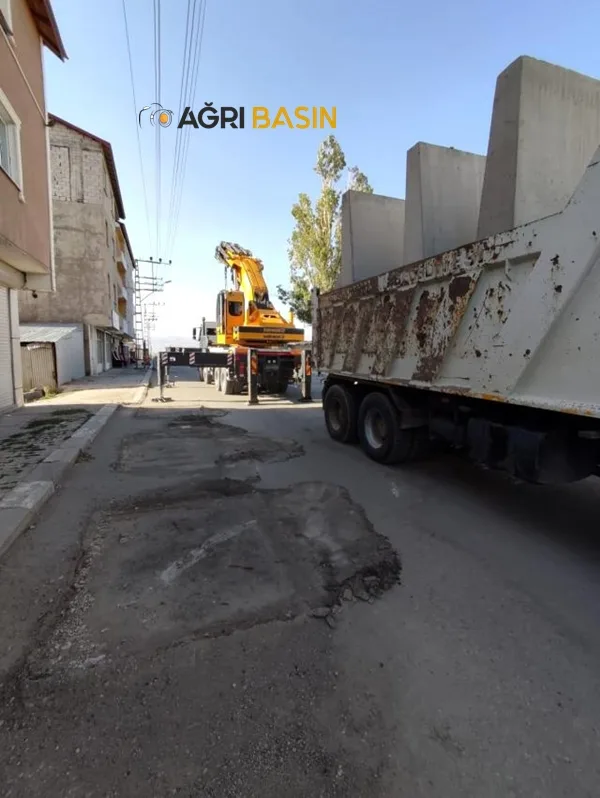 Diyadin Kaymakamı BALCI'nın Talimatıyla Güvenlik Duvarları Kaldırıldı!
