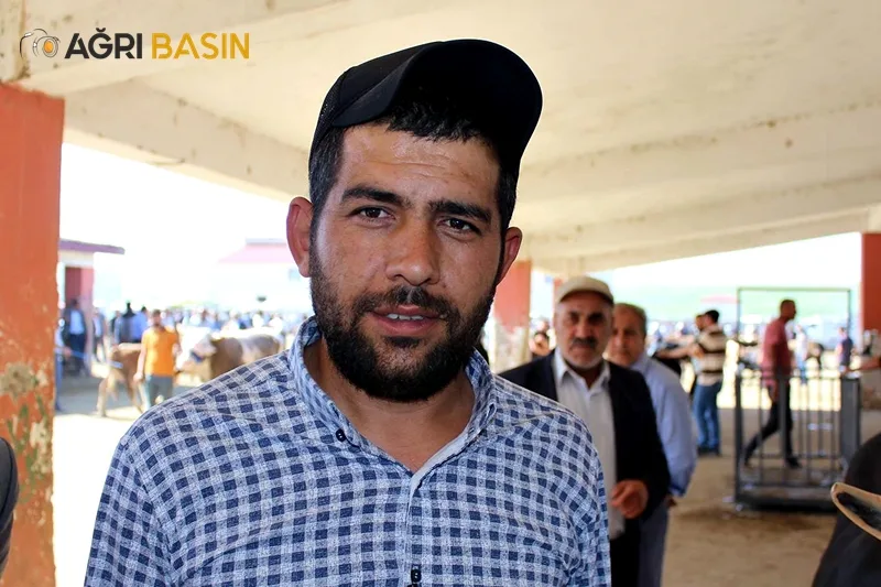 Yaklaşan Kurban Bayramı Öncesi Ağrı'da Hayvan Pazarında Hareketlilik başladı