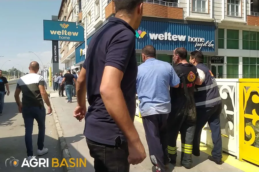 Savcı Sayan İle Evi Yanan Vatandaş Tartıştı!