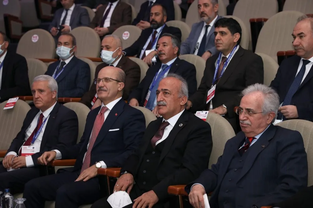 AİÇÜ Rektörü Sayın Prof. Dr. KARABULUT ÜNİDAP Toplantısına Katıldı