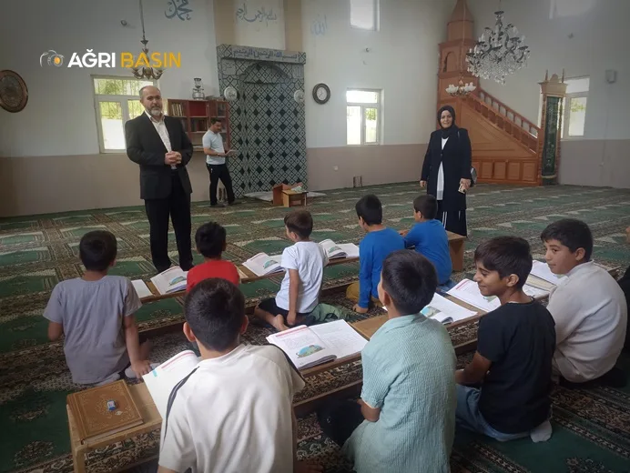 Ağrı İl Müftü Vekili Solhan'dan Yaz Kur’an Kurslarına Ziyaret
