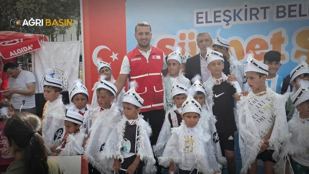 Eleşkirt’te coşkulu sünnet şöleni düzenlendi