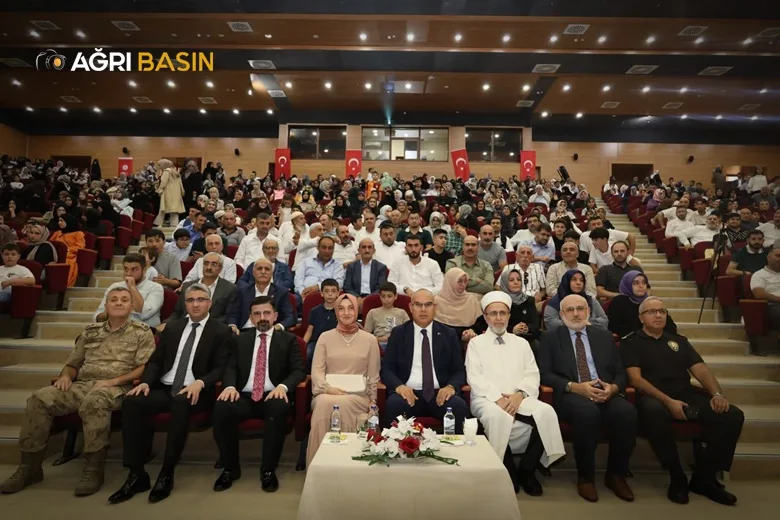 Ağrı’da 117 öğrenci hafızlık belgesi aldı