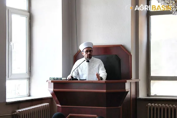 Ağrı'da Ramazan ayı maneviyatıyla camileri doldurup taşırıyor