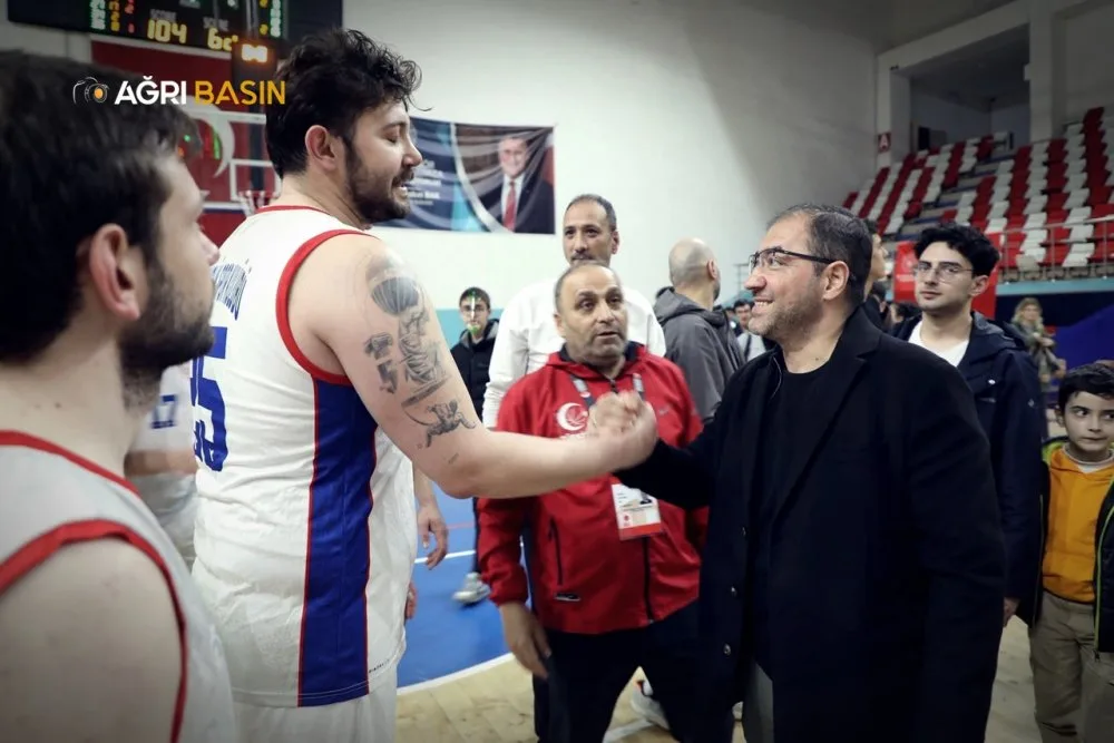 Ağrı Gençlik ve spor Kulübü Basketbolda Lider!