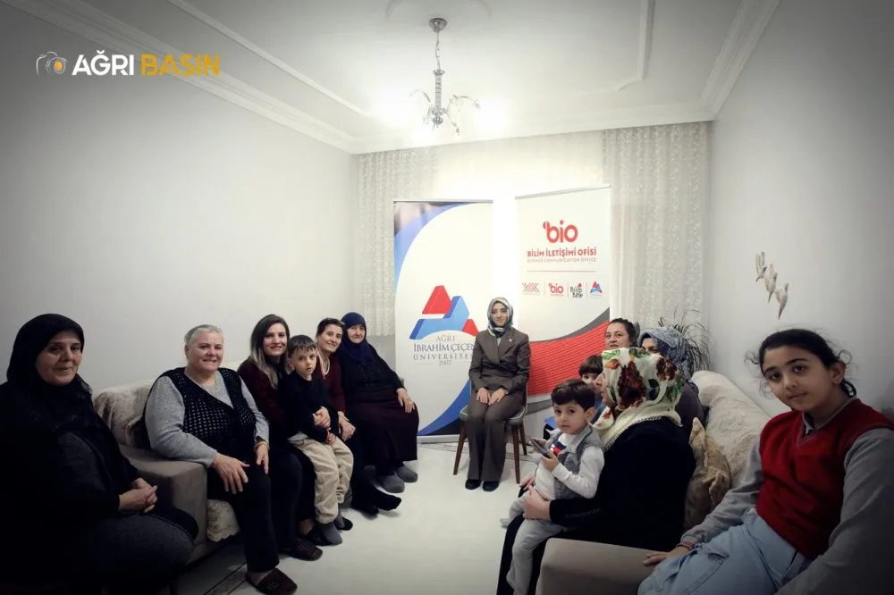 AİÇÜ Bilim Kafe’de “Mis Kokan Risk: Deterjanlar” Gündemi