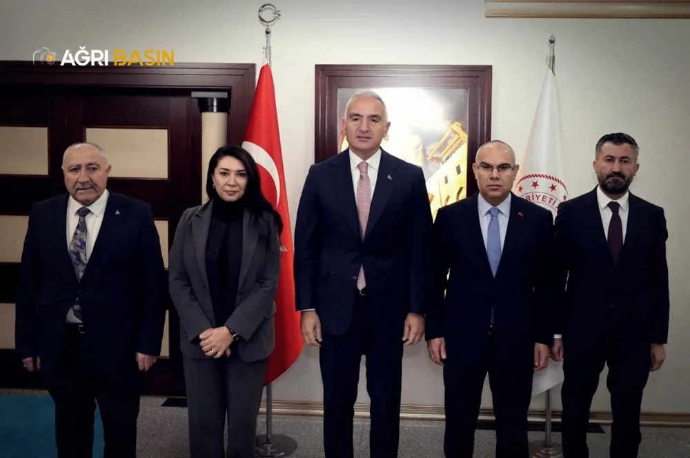 Bakan Ersoy Ağrı’da: Temaslar Valilik Ziyaretiyle Başladı