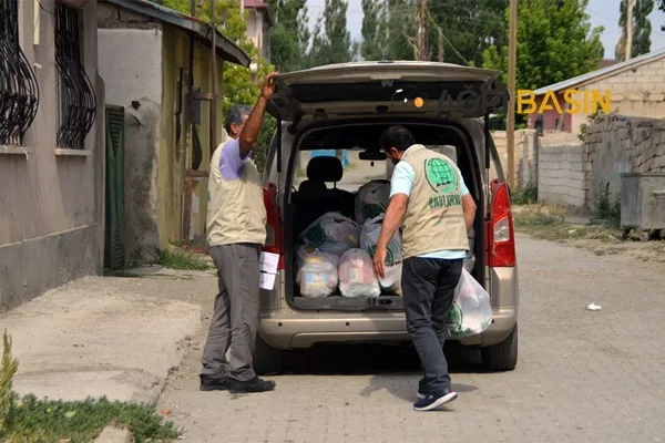 Ağrı Umut Kervanı 600 Aileye Nakdi Yardım Ulaştırdı!