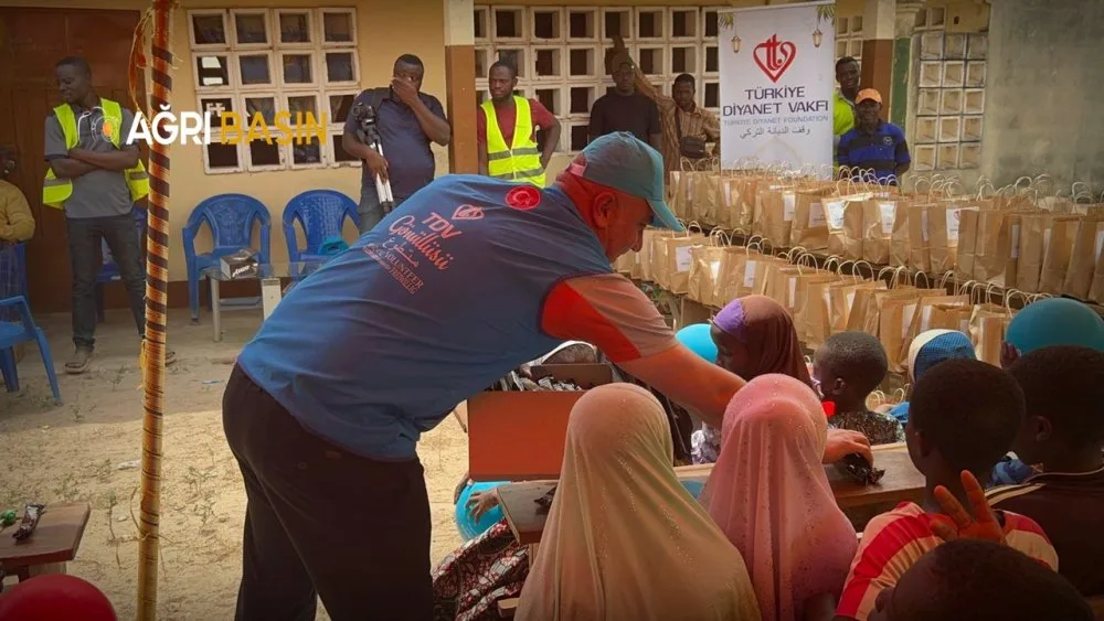 TDV Ağrı Şubesi, Togo’ya iyilik elini uzattı