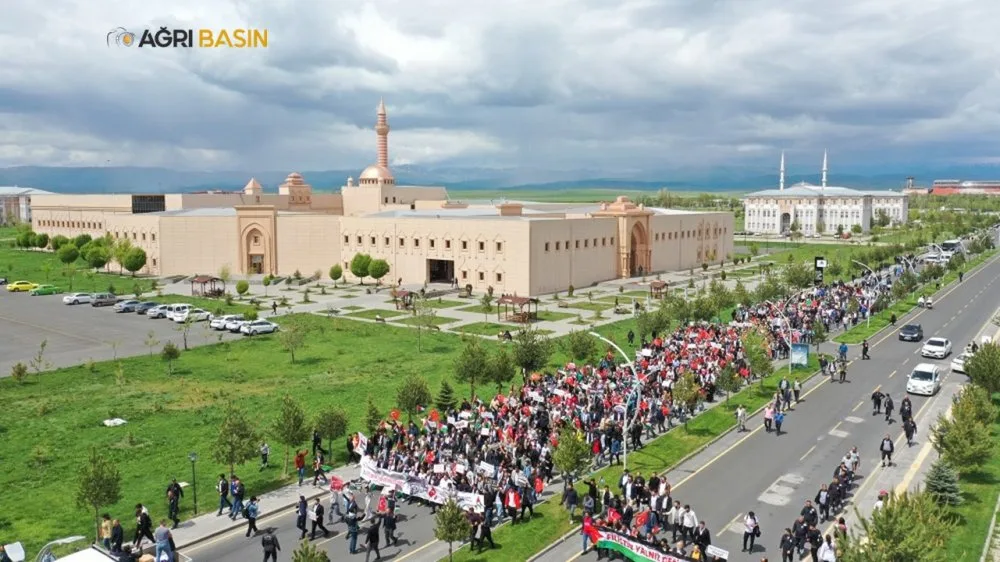 Ağrı İbrahim Çeçen Üniversitesi Özgür Filistin İçin Ayakta