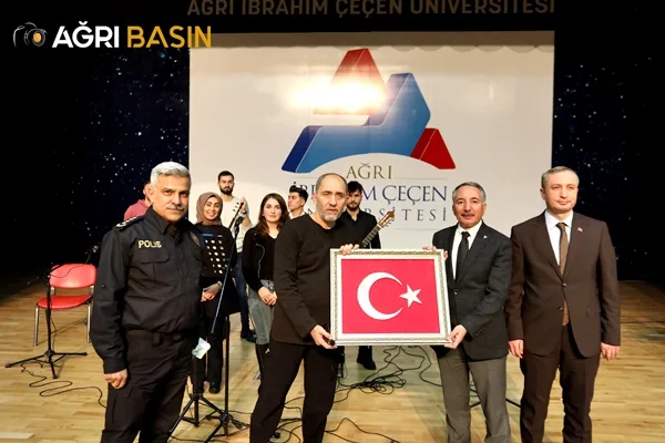 AİÇÜ’de “Gençlerle Geleceğe” Semineri Düzenlendi