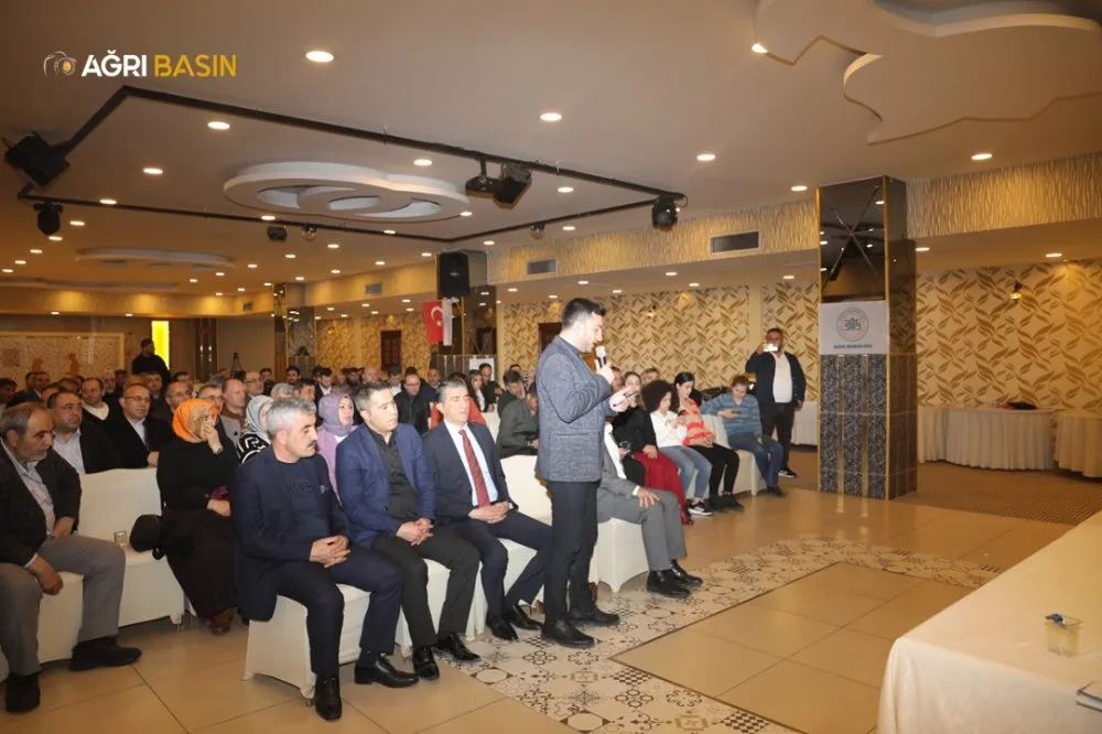 Büro Memur-Sen Ağrı Şube Başkanı Emrah Yıldız, Genel Başkan Yazgan’a Sorunları Bizzat İletti