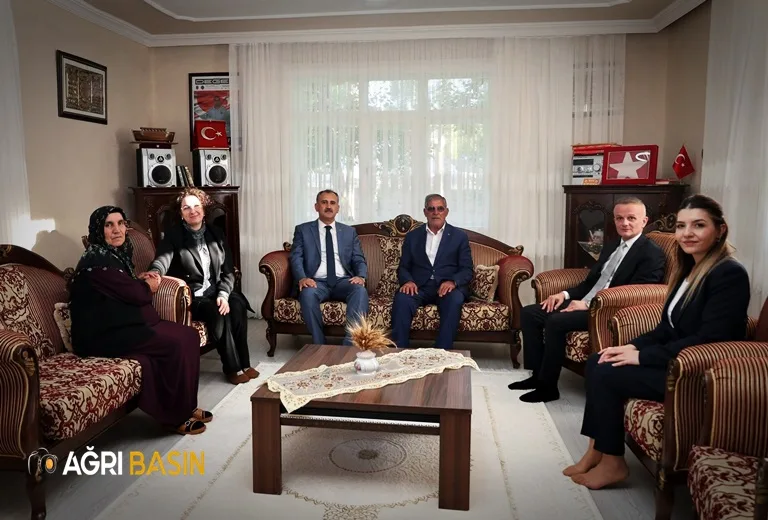 Vali Bozkurt Hamur’da Bir Dizi Ziyaret Gerçekleştirdi