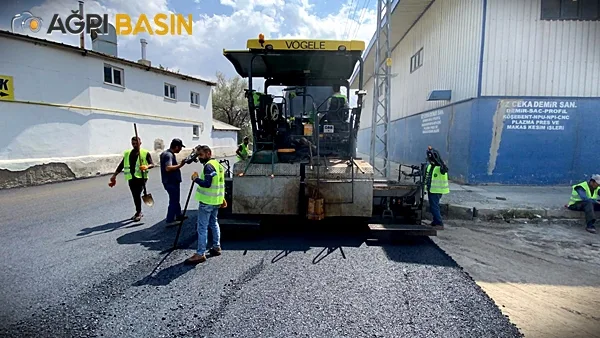 Ağrı Sanayi Sitesinde Asfalt çalışması başladı