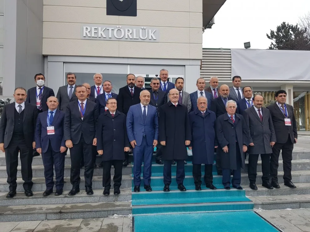 AİÇÜ Rektörü Sayın Prof. Dr. KARABULUT ÜNİDAP Toplantısına Katıldı
