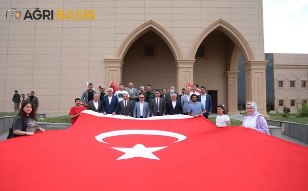 AİÇÜ'de “Türkiye’de Darbeler” Konferansı Gerçekleştirildi