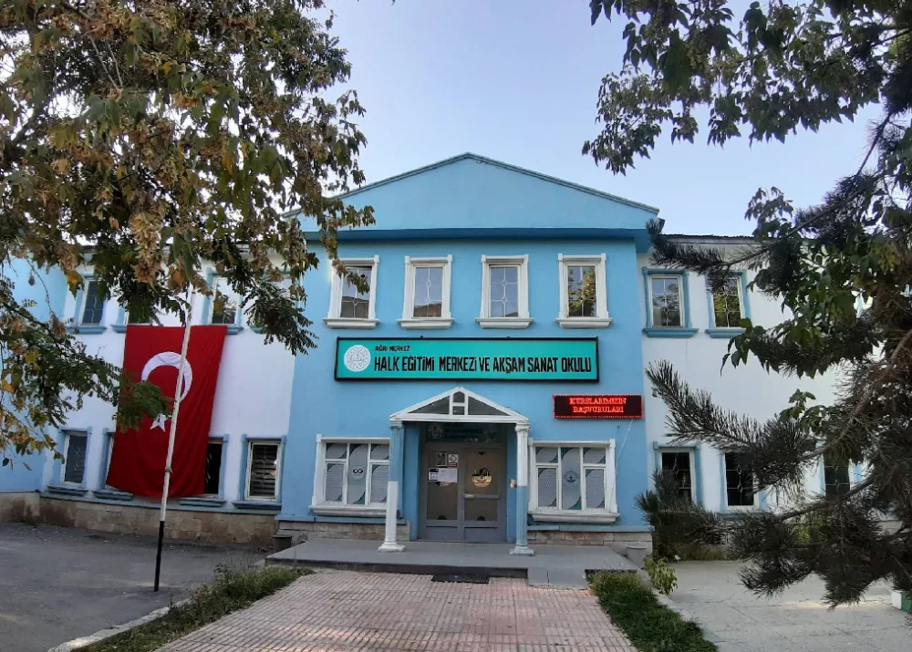 Başkan Erhan Kılıç "Bu Alana Yine Okul Yapılmalı"