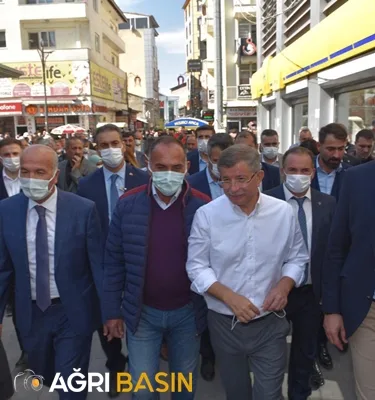 Ahmet Davutoğlu Ağrı'da