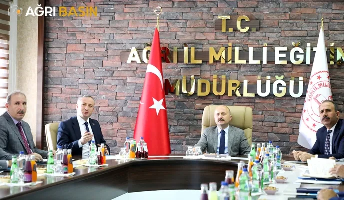 Vali Osman Varol Başkanlığında Eğitim ve Öğretim değerlendirme toplantısı