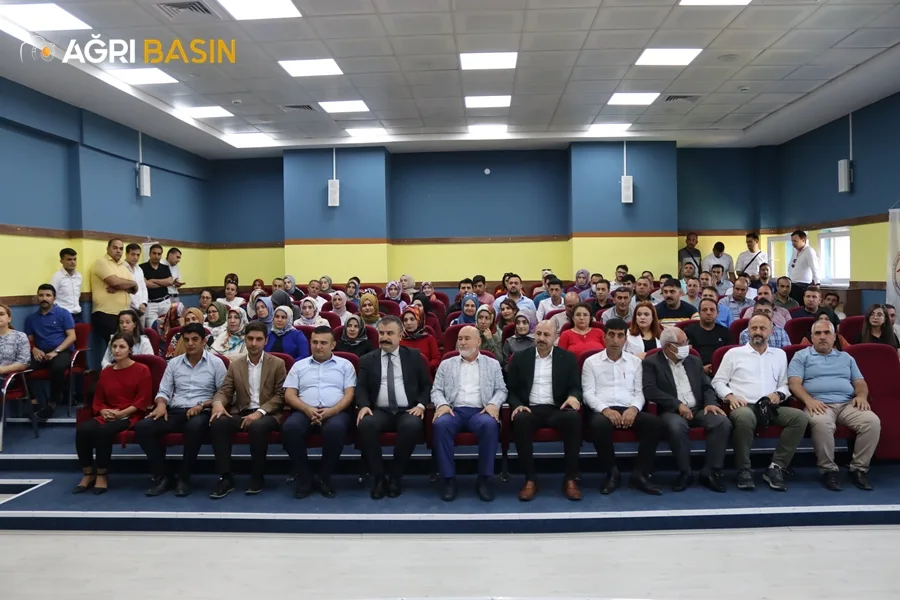 Ağrı Aile ve Sosyal Hizmetler İl Müdürü Orhan Bayrak göreve başladı