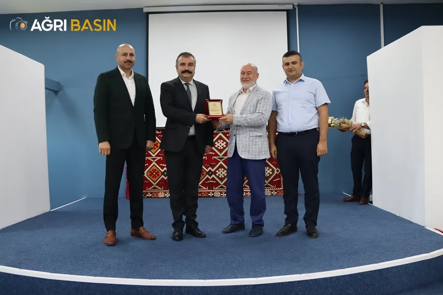 Ağrı Aile ve Sosyal Hizmetler İl Müdürü Orhan Bayrak göreve başladı