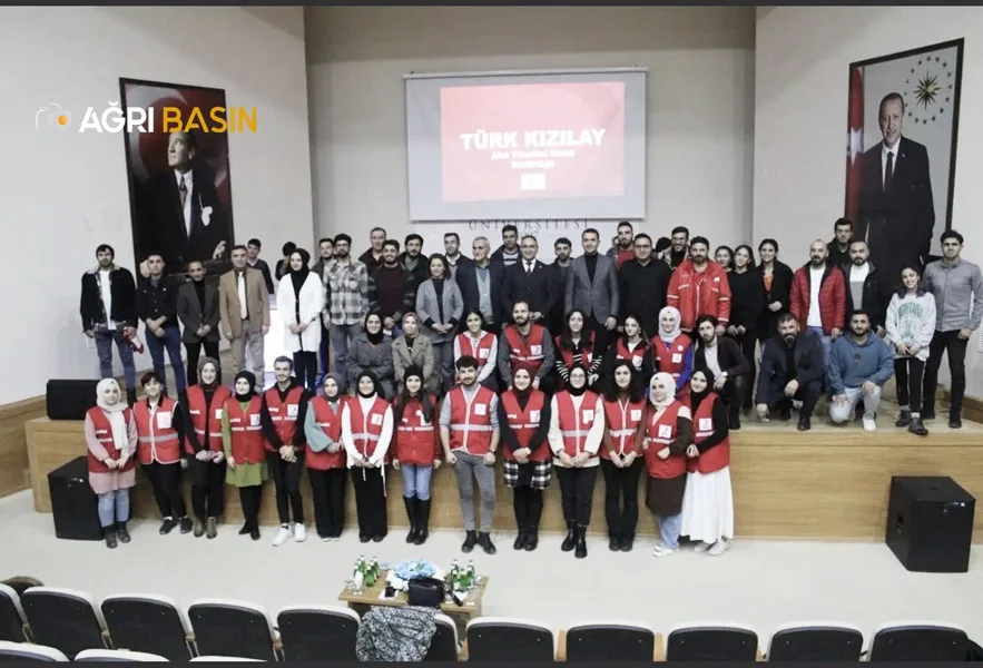 Türk Kızılay Ağrı'da "Afetler ve Kızılay Konferansı" düzenlendi