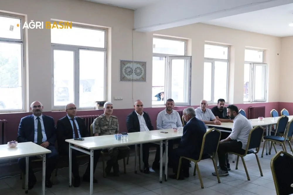 Ağrı Valisi Mustafa Koç’tan Ahmet Genç'e Taziye Ziyareti