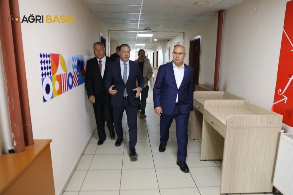 Vali Mustafa Koç, KYK Yurtlarındaki Çalışmaları İnceledi