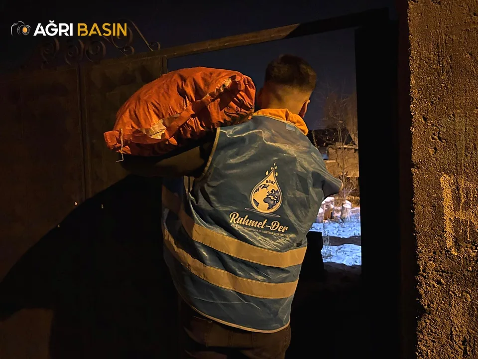 Ağrı Rahmet-Der, Çetin Kış Şartlarında Umut Oluyor