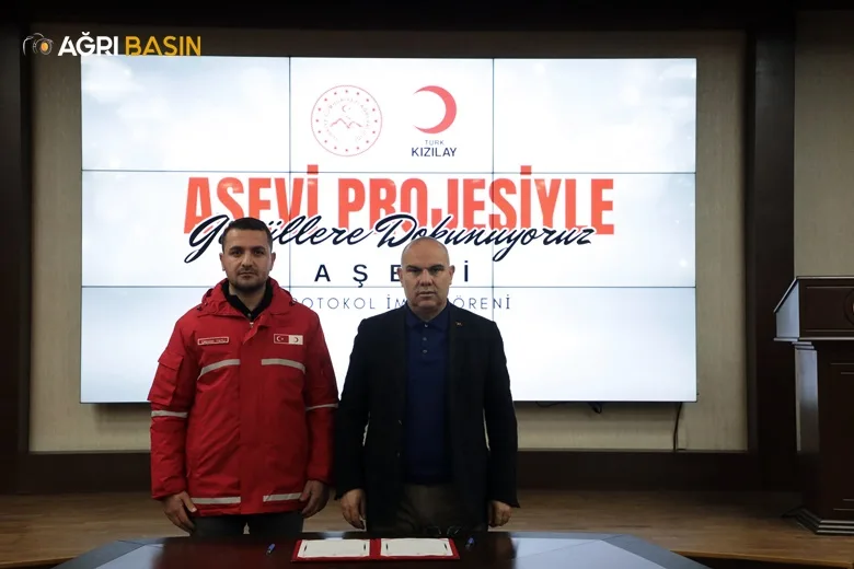 Türk Kızılay Ağrı Şubesinden 500 Aileye sıcak yemek hizmeti
