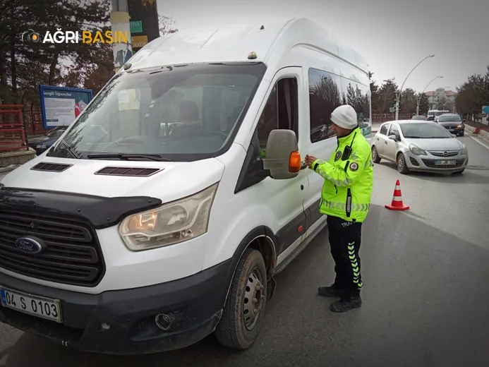 Ağrı’da Okul Servislerinde Sıkı Denetim