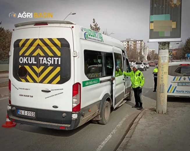 Ağrı’da Okul Servislerinde Sıkı Denetim