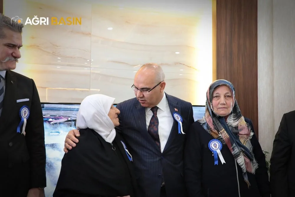 Ağrı Valisi Mustafa Koç, Polis Teşkilatını Yalnız Bırakmadı