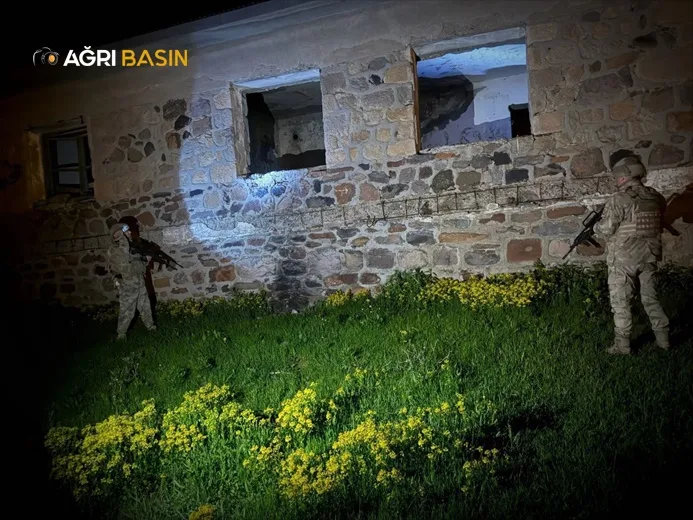 Ağrı’da Düzensiz Göçmen Operasyonu: 16 Kişi Yakalandı
