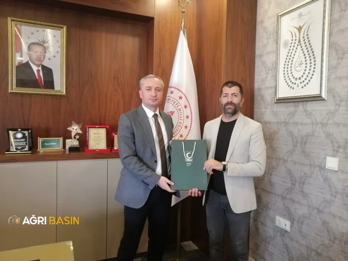Yeşilay Ağrı Şube Başkanı Aslan'dan Milli Eğitim Müdürü Kökrek'e ziyaret