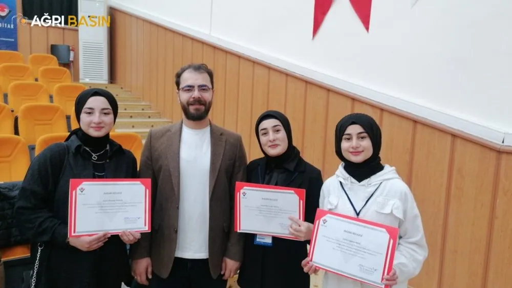 Ağrı'da TÜBİTAK Bölge Birincisi 2 proje Türkiye finaline yükseldi