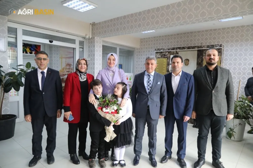 Ağrı'da Down Sendromlu Öğrenciler Eğlenceli Bir Gün Yaşadı