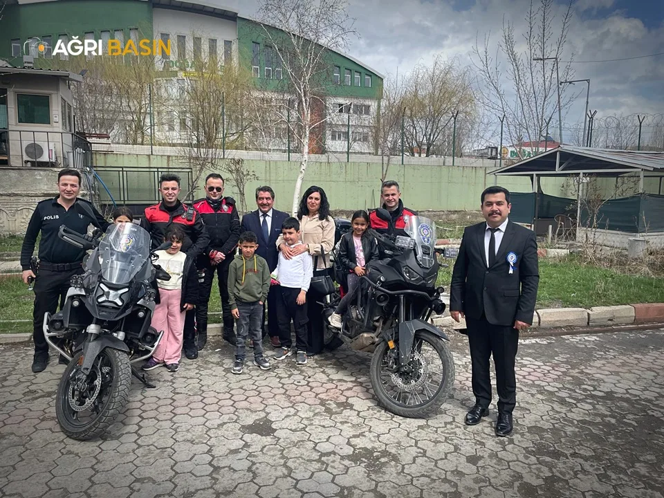 Ağrı’da Polis Teşkilatına Anlamlı 180. Yıl Ziyareti