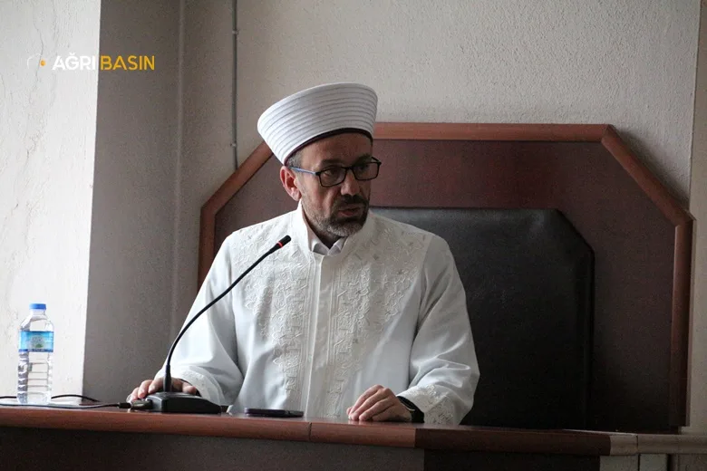 Gazze'de Hastane saldırısında hayatını kaybedenler için Ağrı'da gıyabi Cenaze namazı
