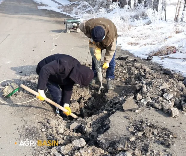 Ağrı Belediyesi'nden Aralıksız Altyapı Çalışmaları