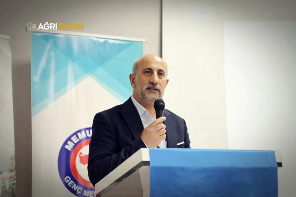 Ağrı’da Bilge Nesil Hareketi: Başarı İçin Kitap Başına!
