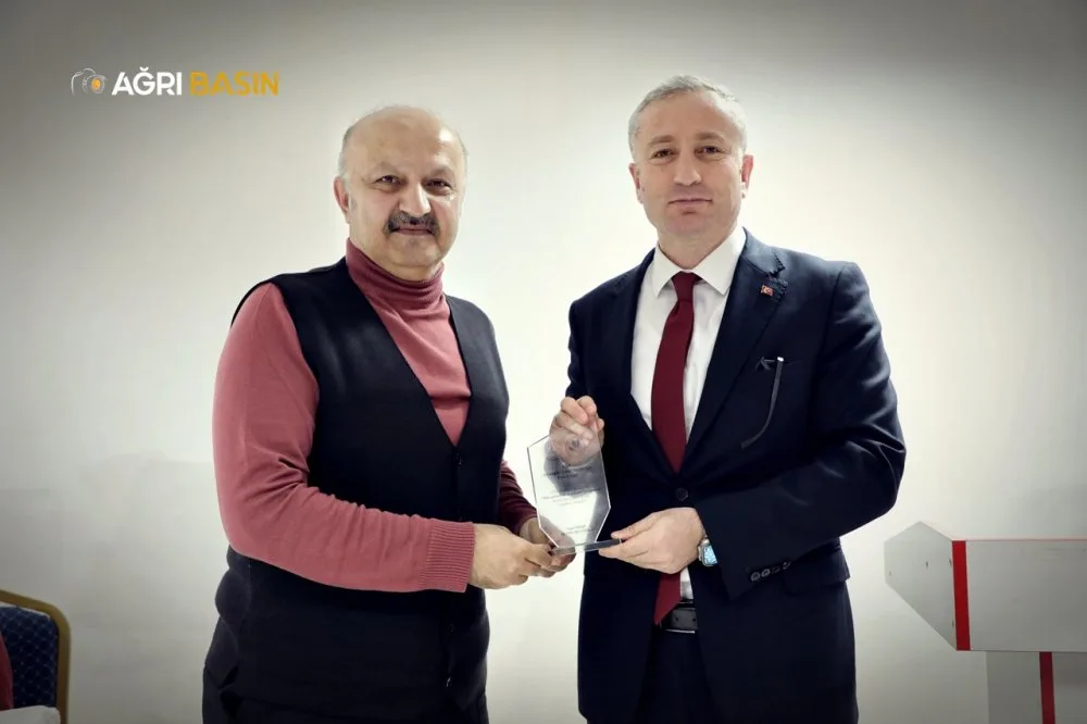 Ağrı’da Eleştirel Okuma Paneli Düzenlendi