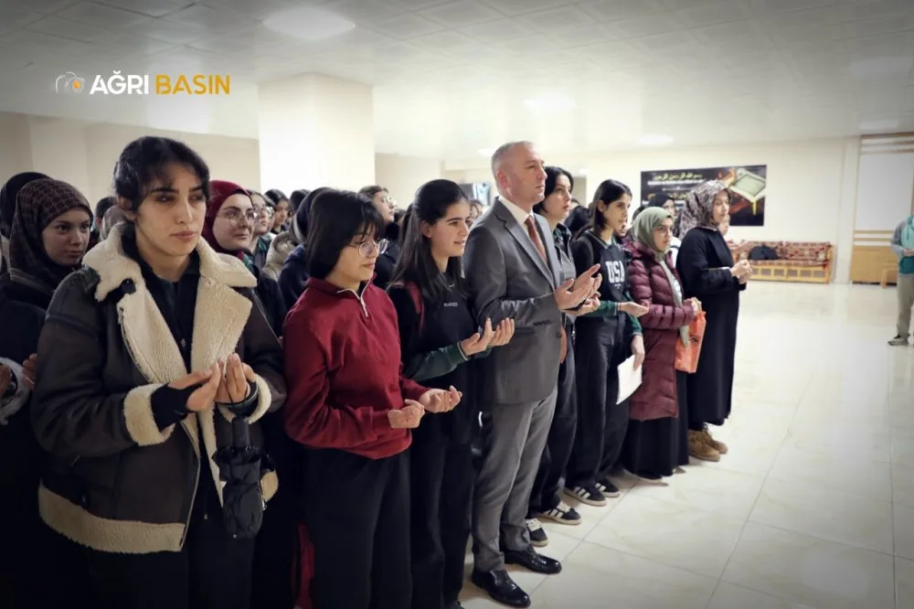 Ağrı’da dersler Fatiha ile başladı