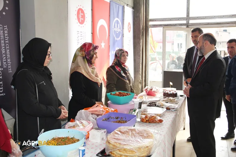 Ağrı’da "Gazze'ye Yardım Kermesi" Açıldı