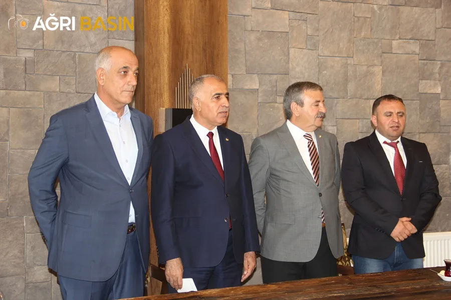 ATSO Başkan Adayı Saim Alpaslan Grup Adaylarını Tanıttı!