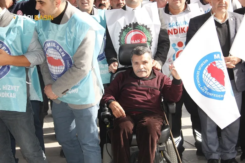 Sağlık-Sen Ağrı Şubesinden Filistin'e Destek Açıklaması