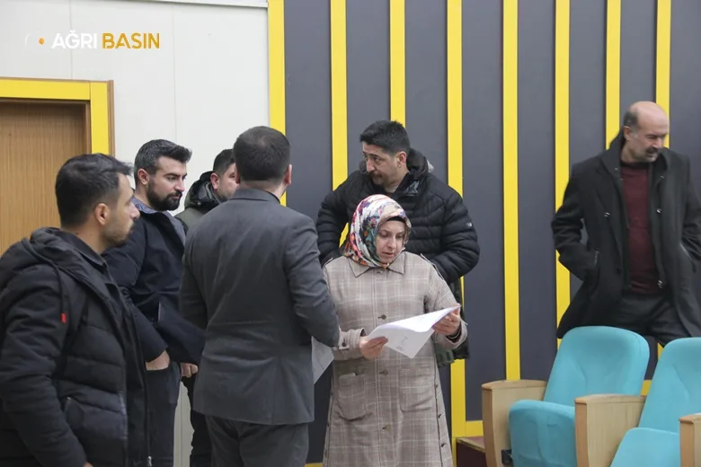 Büro Memur-Sen Ağrı Şube Başkanı Emrah Yıldız Güven Tazeledi