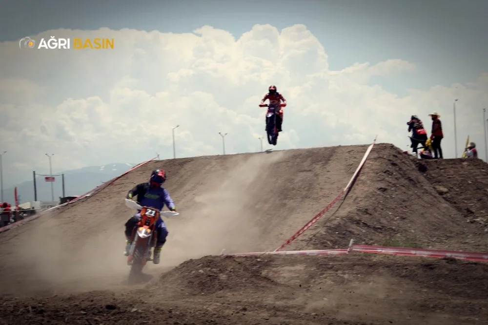 Ağrı’da Enduro ve ATV Şampiyonası Nefes Kesti
