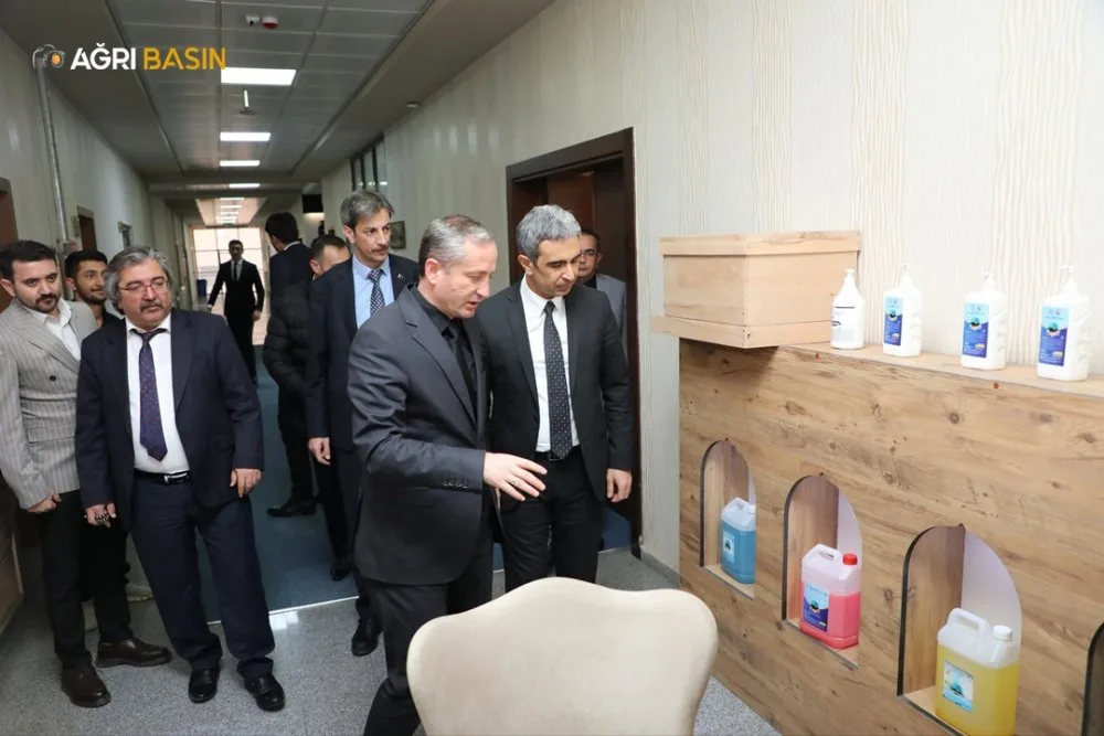 Türk Eğitim-Sen Genel Başkan Yardımcısı Orhan Kütük Ağrı'da